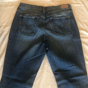 Light wash Levi 10M boot cut